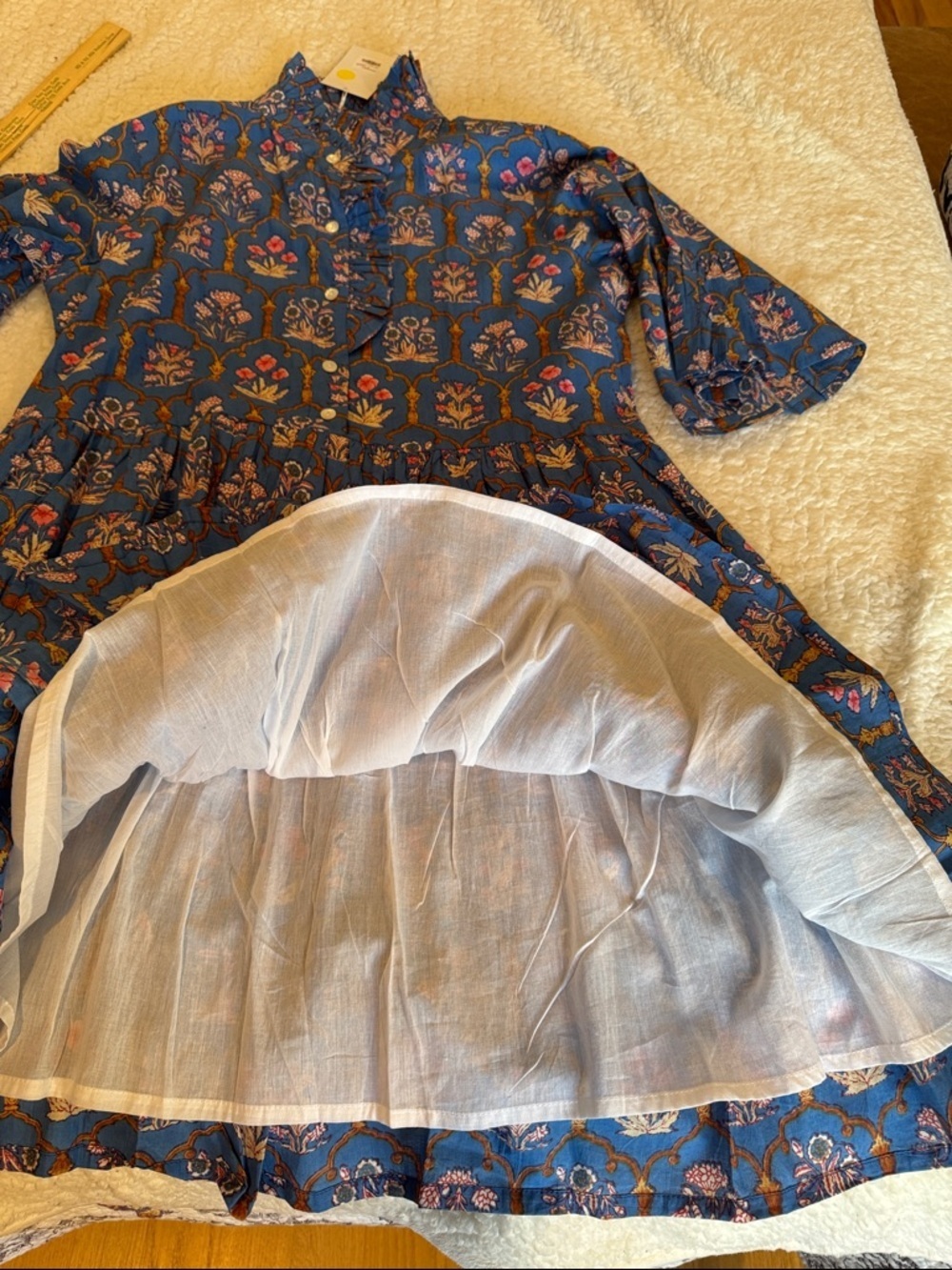 Miss Madigan Blue Floral Button-Up dress, women size large - Picture 6 of 14